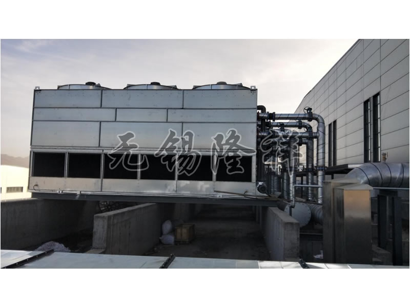 逆流闭式冷却塔