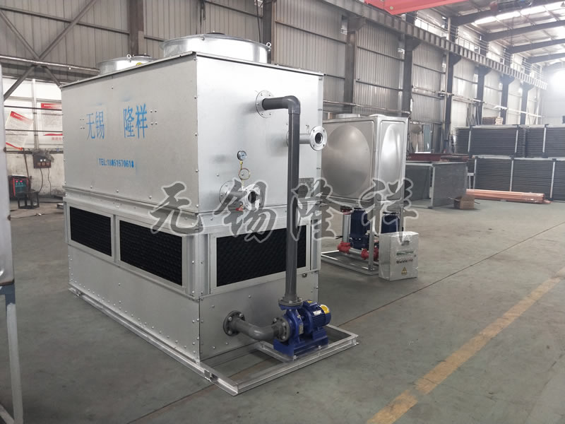 逆流闭式冷却塔