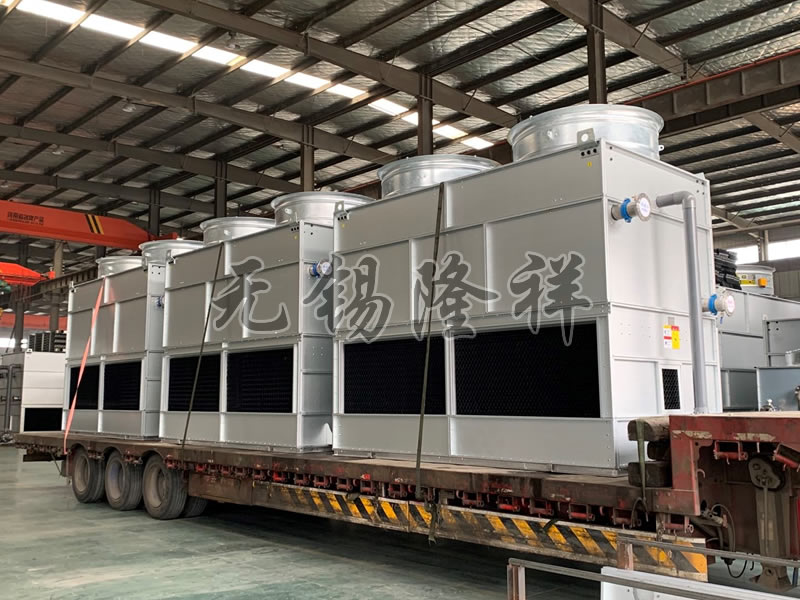 逆流闭式冷却塔